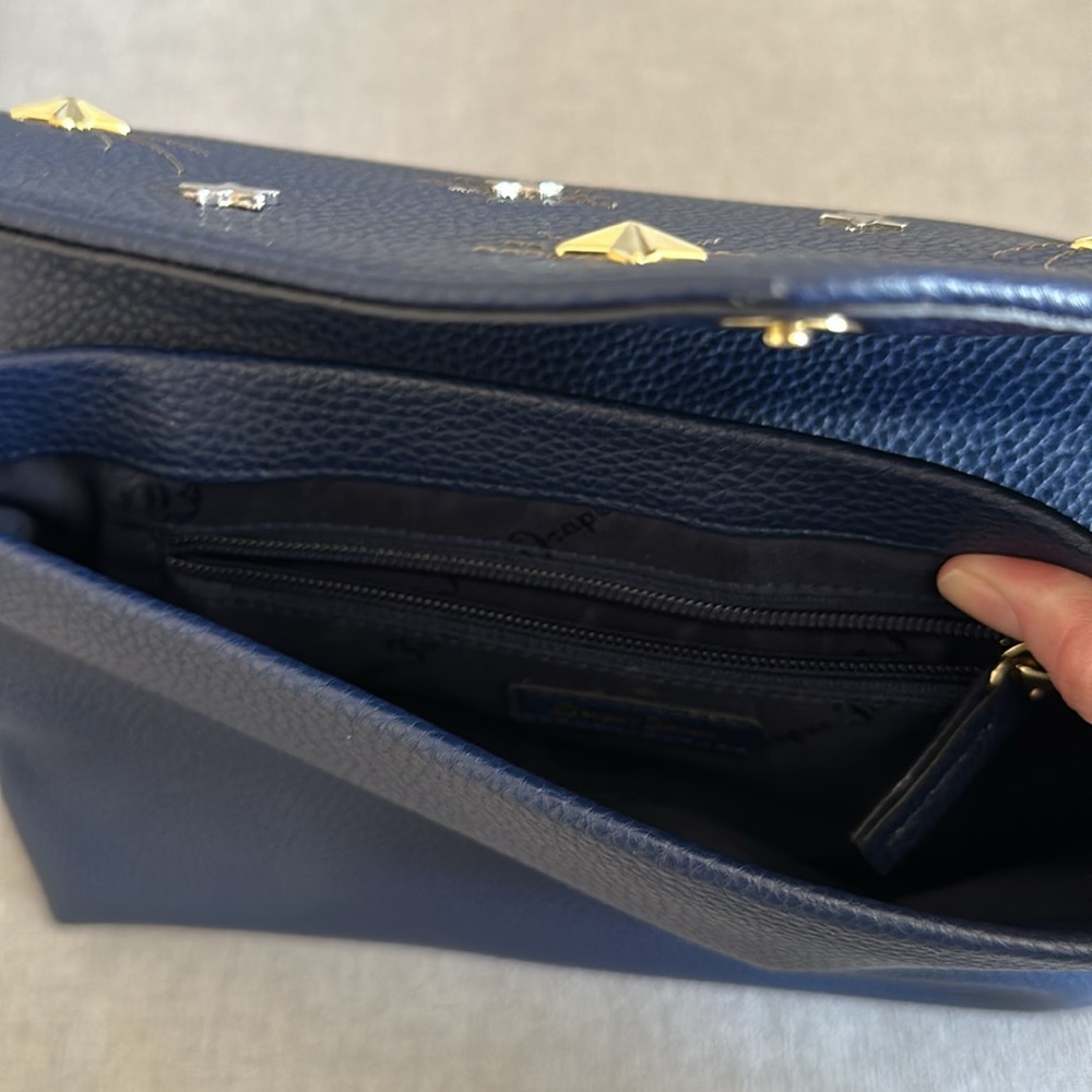 Like new Draper James Stars Navy Bandbag - Picture 3 of 4